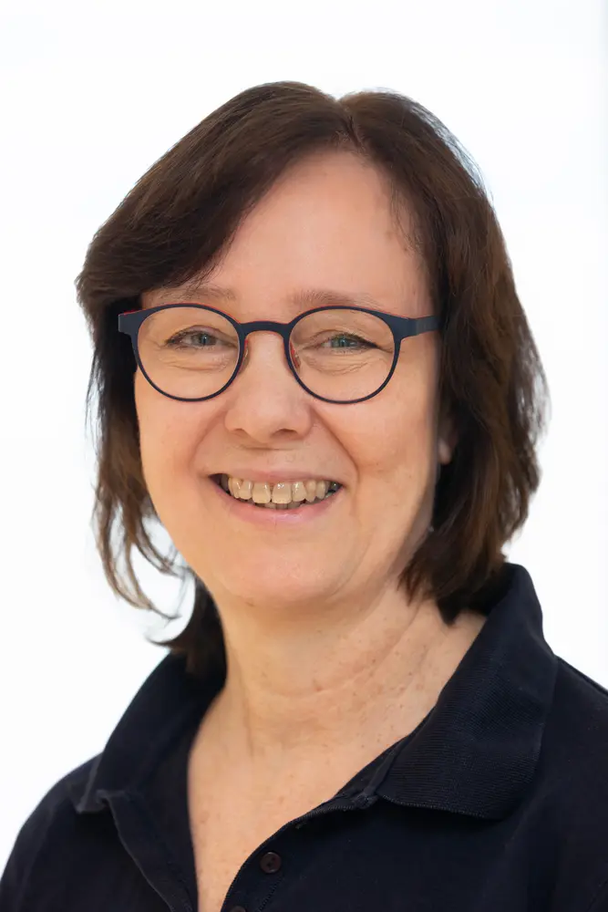 Dr. Andrea Garzarek